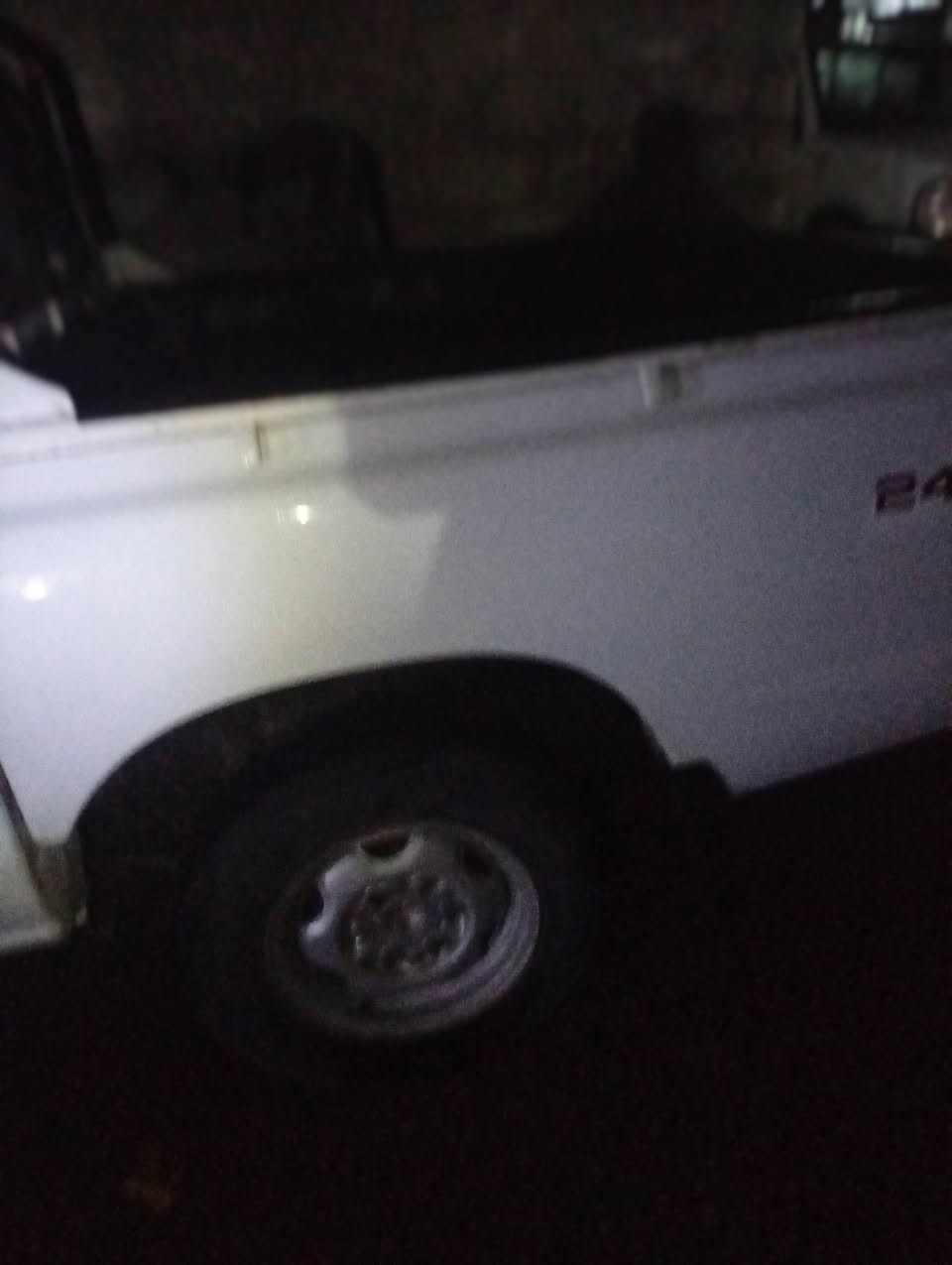 نيسان ئارم
مؤديل
1999
كراوه به 
2002
***********
***********
