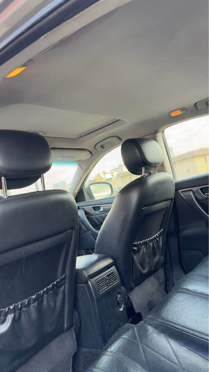 السلام عليكم انفنتي fx35رقم اربيل مودي2010وارد امريكي جايه بدون اي ضرر بس صار بيها بل عراق نص باب خلف السكن ونص جاملغ صبغ  كير ومكينه وصدر بشرط  السعر 115 ومراوس حسب القناعه وحصرا رقم اربيل الموقع اربيل *********** أربيل, العراق
