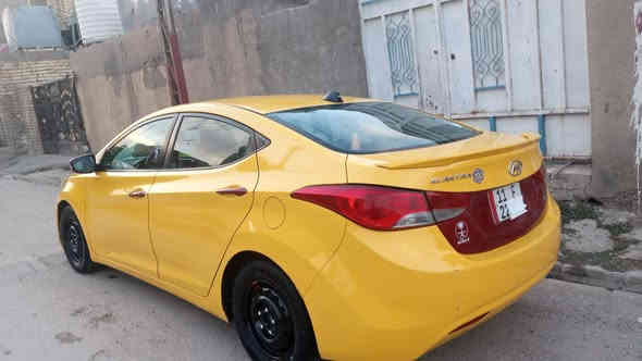 النترا 2012 وارد امريكي فول 1/1 لمتد أعلى فئه السياره جاهزه مكينه 1800وش مكينه وكير خير من الله تخم تاير جديد صدر امامي وخلفي جديد تبريد ثلج تدفه شغاله مدوشمه جديده بسمي مصفره هيئة والغرامة وسنويه جديده هزه جديد رقم دولي بغداد الإنكليزي 
فول 1/1 
بصمه 
بصمه ابواب 
فتحه سقف 
شاشه اندرويد 
كامره خلفيه دواره 
تحكم اربع جهات 
مانع انزلاق
ايكو 
مري شفط 
اشاير بلمري 
نظام سبورت 
اربع انظمه قياده نورمال ايكو سبورت 
سياره احلى من الصور وانظف 
بعد بيهه هواي مواصفات والانتره معروفه مواصفاتها
عنوان بغداد المعامل  السعر 110 رقم ***********
