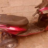 دراجة كهربائية • شحن • ٣ تواير