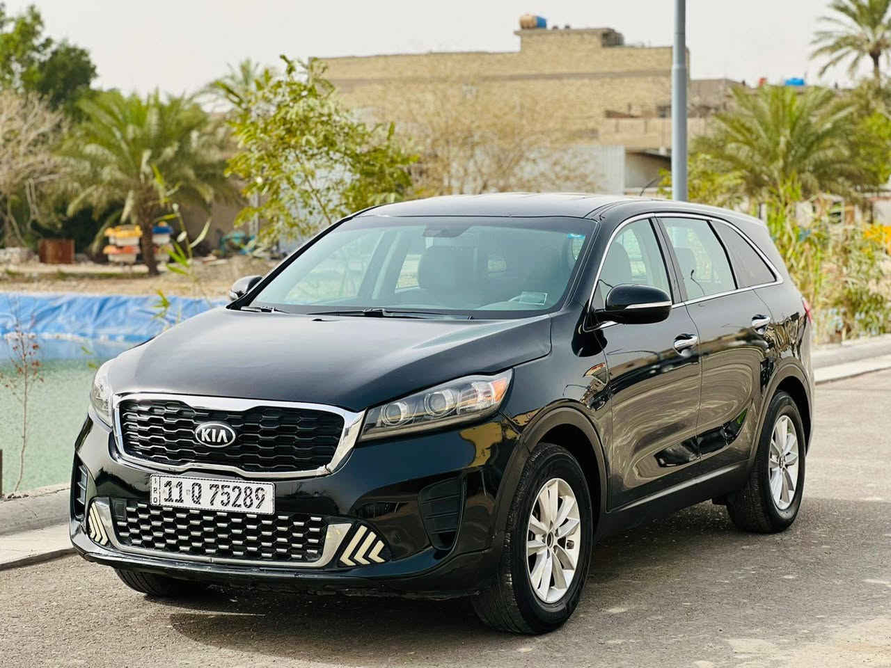 السلام عليكم رمضان كريم علا الجميع 
كيه سورنتو موديل 2019 بسمي مكينه وكير كفاله مكينه 4 تخم تاير حداديه تبريد جاهزة السعر 180 السونار ويا المنشور مكاني الناصريه المركز *********** ناصرية, ذي قار
