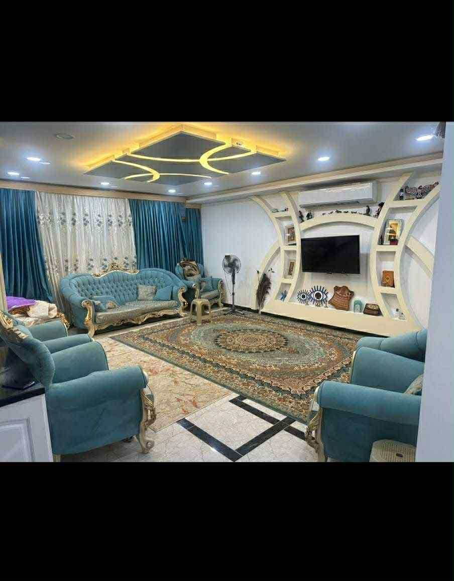 وينهم اهل الونسه والجو  الحلووو  مزرعة الطي متكامله من كلشي بس حيب العائله ونسهه متوفر غرفنين نوم صاله ومطبخ كعده مغلقه خارجيه والمسبح مغلق ومتوفر الالعاب  العنوان الكاظميه الطي 
للاستفسار واتساب ***********
