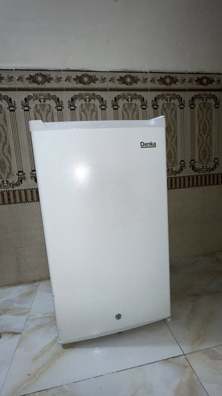 سلام عليكم. ثلاجه للبيع  حجم صغير  سعرها٨٠ وبيها مجال بسيط


**إذا كنت صاحب هذا الإعلان وتريد حذفه لأي سبب، رجاءا أرسل رسالة إلى الدعم الفني**