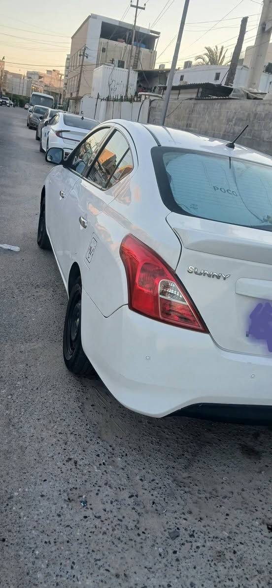 السلام عليكم نيسان سني هندي دواخل بيجي مديل ٢٠٢٠  رقم بصره مخلصه اقتصادها وبيها برائه ذمه من المصرف يعني حره تتحول بيها مدكر امامي مبدل نفس الون
وبيها ضربه المدكر الخفي وره السايق ومصلح السياره جاهزه ومناقصها اي شي جاهزه تبريد معروف النيسان تبريدها  تدفئه كير محرك جدد جاهزه من كلشي وعلى ايدي ماناقصها كلشي تاخذها وتندعيلي ماتصرف عليها اي شي جاهزه مجهزه
رقم الهاتف ***********
