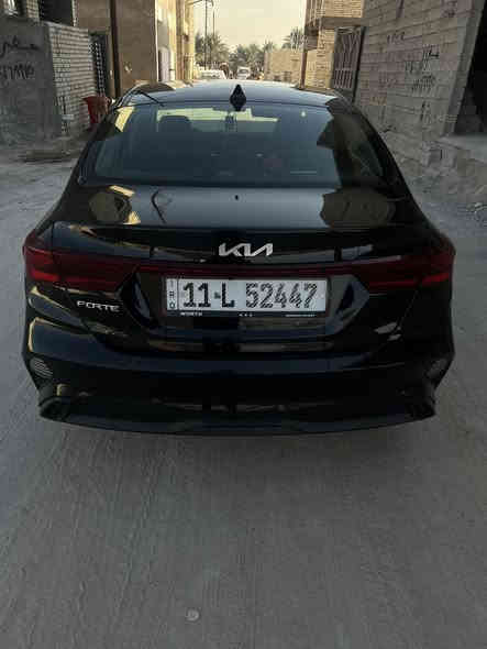 السلام عليكم  كيا فورتي للبيع موديل 22 أمريكي. حادثه فقط بنيد تبديل اصلي وكاله نفس ألون  وجاملغ جه العبري بي بارد قليل وتكحيل بسيط محرك 2000 دوش كير اي تي نص موصفات تحكمات ستيرن قياده ذاتيه شاشه كاربلاي ويل كب كروم سياره حلوه وجاهزه مابيها كل نقص ايرباك استيرن فقط شاصي لغود مكفوله من كلشي السعر 150  سياره بأسمي رقم بغداد 
***********
