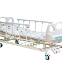 سرير طبي للبيع مستعمل قليل جدا ثقيل حسب الصوره 200 وبي مجال للاتصال ‏‪...