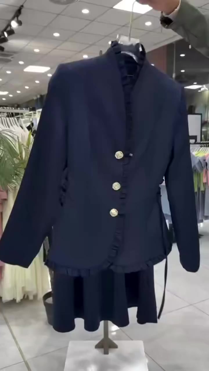 قميص مع تنورة❤‍🩹
السعر 38 الف فقط
خامة دابل تركي مبطن
38-40-42-44-46-48

 #explore


**إذا كنت صاحب هذا الإعلان وتريد حذفه لأي سبب، رجاءا أرسل رسالة إلى الدعم الفني**