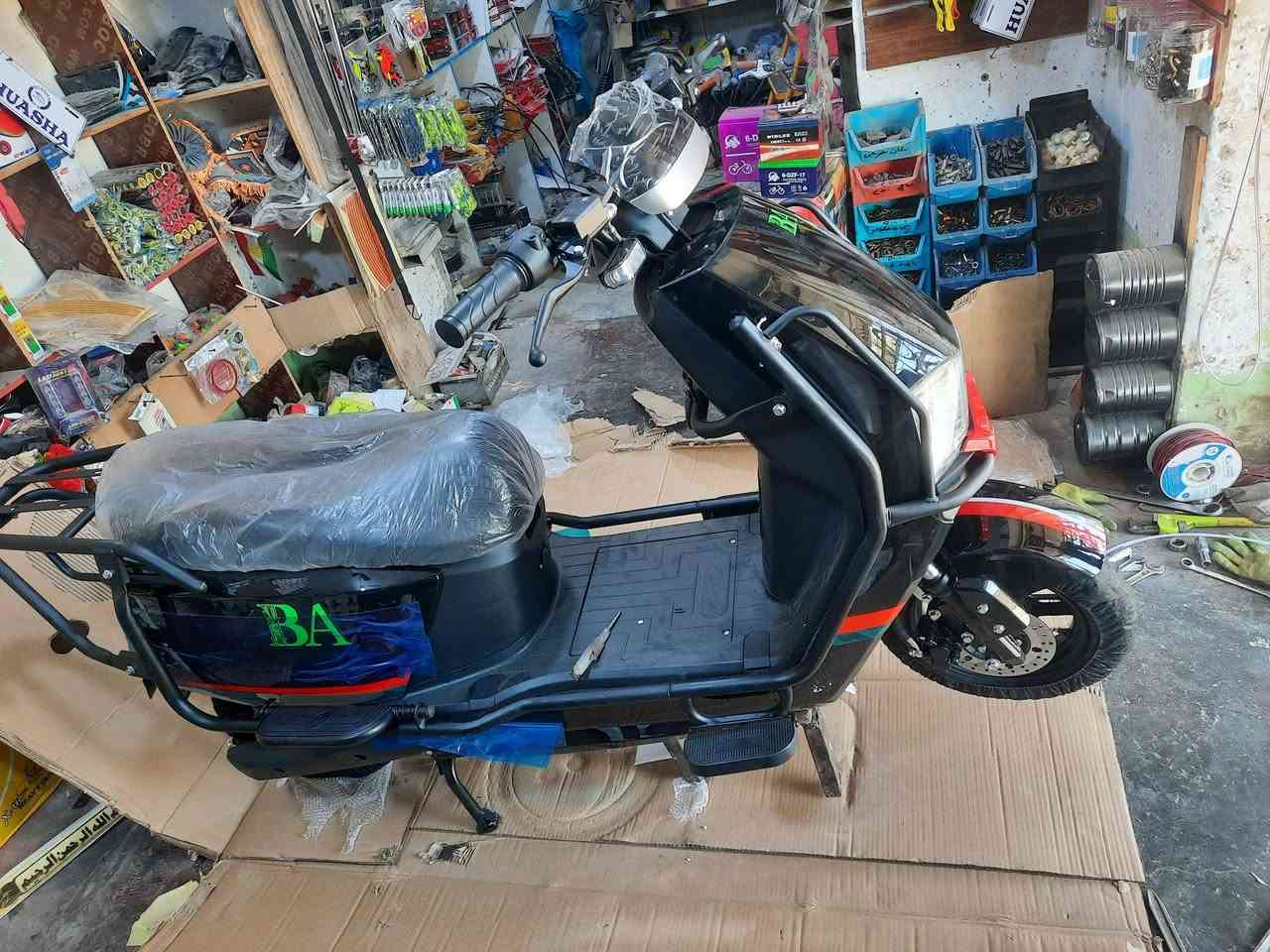 دراجات شحن ٦ باتري مسطره ٣٨ امبير 
موديل ٢٠٢٦
سعر  مليون  البيع نقداا فقط 
متوفر لونين لابيض ولاسود 
***********
