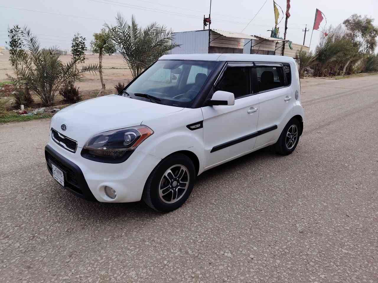 السلام عليكم صول للبيع موديل ٢٠١٢ السياره جاهزه من كلشي مكينه كير حداديه تبريد تدفئه وارد أمريكي السياره بيهه اربعه قطع صبغ بدون دواخل رقم بغداد شرط التحويل السياره مكفولة من كص وضربه مكاني بابل خاص ما اجاوب الشراي يتصل السعر ٨٤ رقم الهاتف ***********
