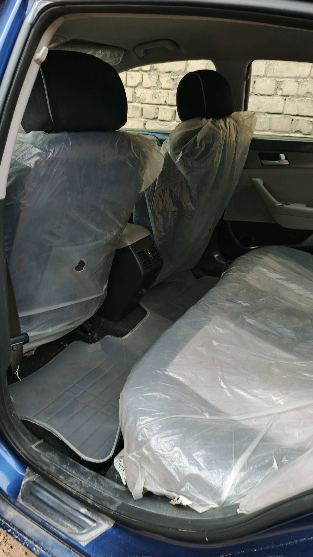 سوناتا 2016 رقم اربيل باسمي سنويه جديد رقم انكليزي كل نقص بيها ثلاث قطع بس اني ابيع احزام مكفوله من كلشي  باتري جديد ابلكات جدد مجاول جديد فيت بم جديد مابيها اي نقص بكاني بغداد سبع اقصور بصف حي ور الرقم ‏‪***********‬‏