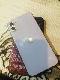 للبيع ايفون 11 عادي فقط بطاريه مبدل من شريكه بطاريه 83 ذكره 128 بقي كل...