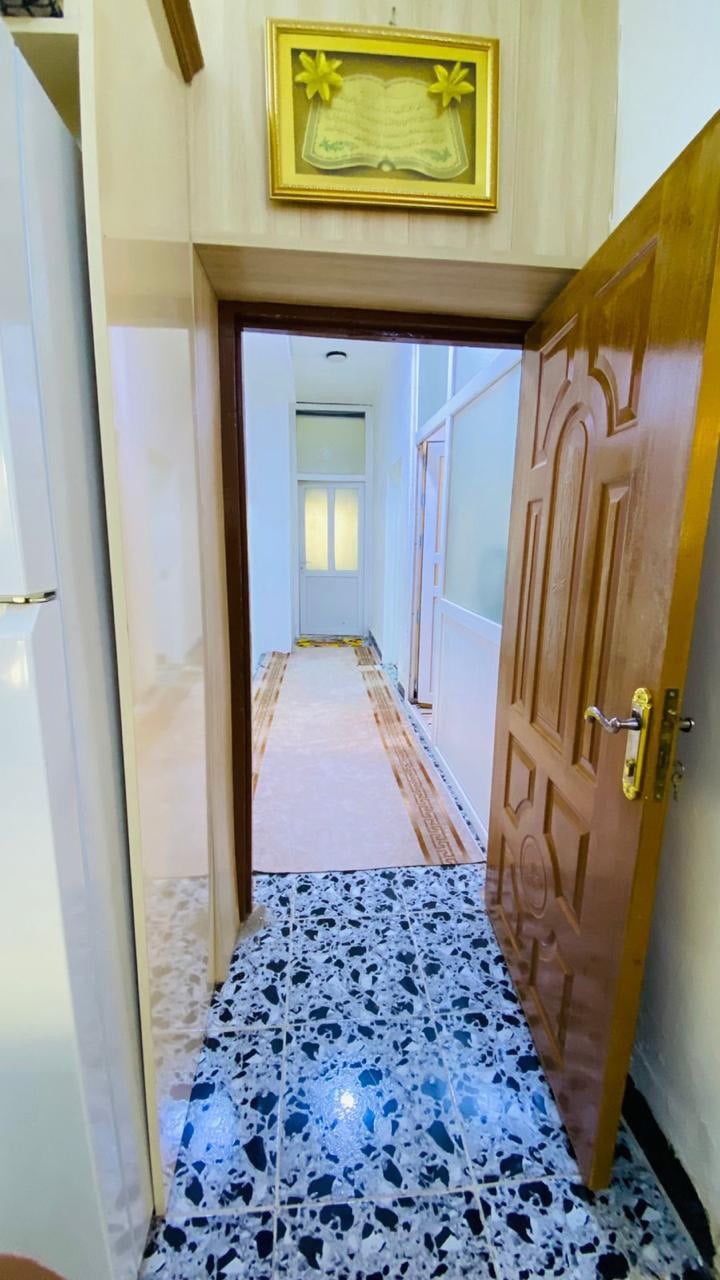 #🏠دار للــبيع  🅿️ مناسب جداً 
مساحة 200متر💥 طابقين 
طابو صرف ... يتكون من  طابق الارضي :غرفتين نوم واستقبال ومطبخ وهول وصحيات وحديقه 
الطابق الثاني:غرفتين نوم ومطبخ وصحيات

(كركوك تسعين قرب المدارس والبدالة) 
 ________________
#السعر 145 مليون 
للاستفسار  اكثر يرجى 📞✔️اتصال 

  ***********
................................
أو زوروا مكتب السعيد الكائن حي الواسطي سايدين شقق ألغاز مقابيل جامع الشيخ ابراهيم البرزنجي