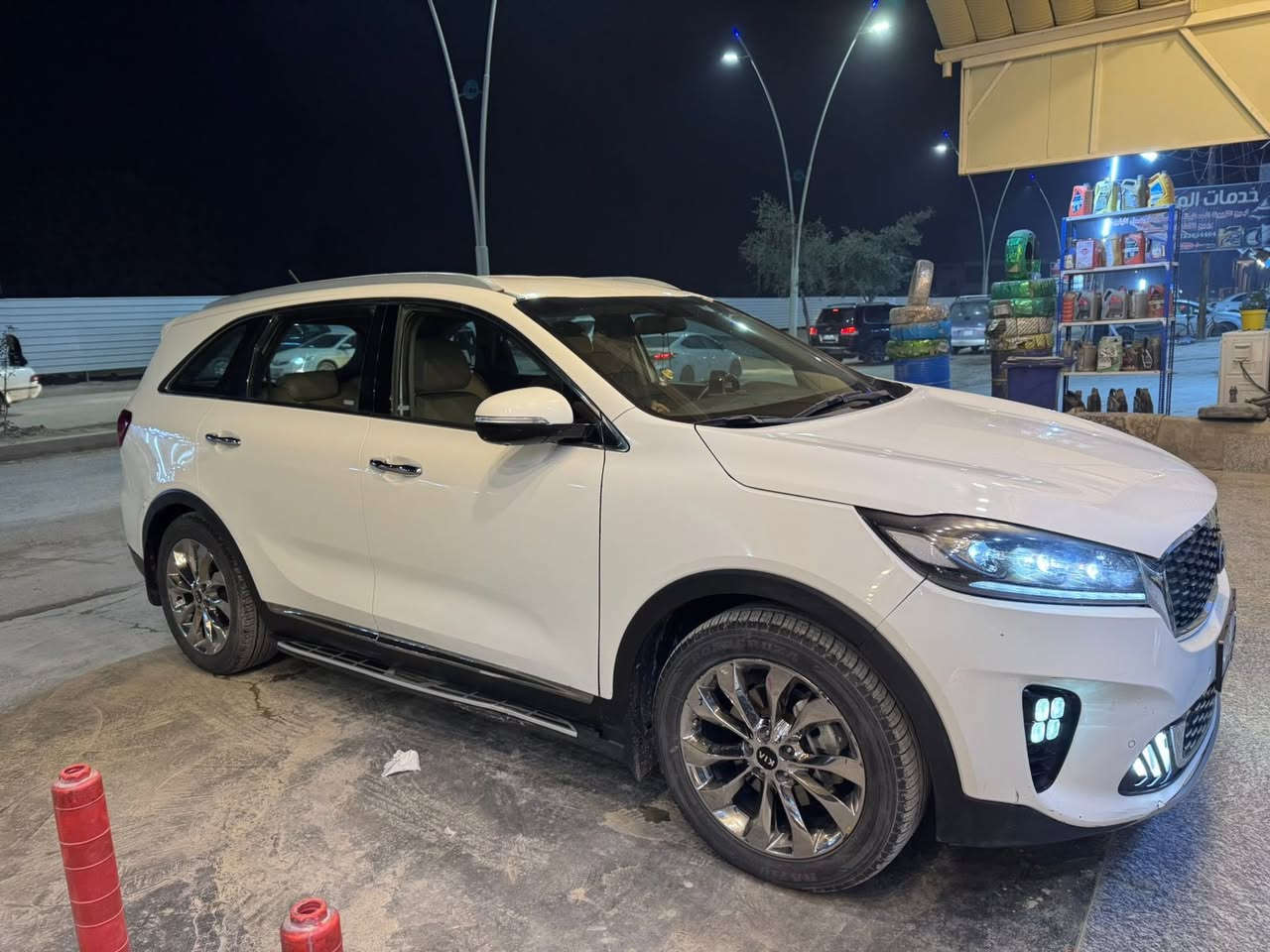 للبيع: كيا سورينتو خليجي 2020
• المحرك: 3600 سي سي
 • عدد الركاب: 7 ركاب
 • العداد: 60 ألف ميل
 • الرقم: أربيل – الجديد
 • الوقود: بنزين
 • ناقل الحركة: أوتوماتيك

المواصفات:
 • فل كامل عدا الفتحة
 • كاميرات 360 درجة
 • حساسات 360 درجة
 • 4 مودات قيادة
 • تعريب عربي (بلادي خليجي)
 • شاشة تحكم
 • تحكمات ستيرن
 • توقف ذاتي خلفي
 • تبريد بلادي (قطعتين)
 • جنطة كهرباء
 • Apple CarPlay
 • بصمة تشغيل
 • بردات بلادي
    •تحكمات بلمري 
    •ستيرن كهرباء
    •دوسات بلادي ختم سورينتو
    •اشاير بل مري 
 • وباقي مواصفات السورينتو المعروفة

الحالة:
 • الضرر داخل العراق فقط
 • بارد خشم البنيد فقط
 • شبرين بباب عكس السايق
 • الإيرباكات سليمة
 • جميع إشارات الدشبول طافية
 • لا يوجد أي چك شغال
 • المكينة والقير شرط الفحص

السعر: 253
قابل للتفاوض البسيط

📞 للاستفسار: ***********
📍 العنوان: صلاح الدين – سامراء
