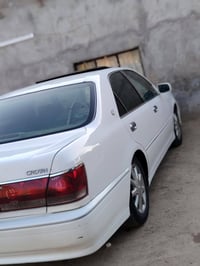 تويوتا ملكة صدفي • تويوتا كراون • كراون 2000 • سيارة كركوك • سيارة ديو...