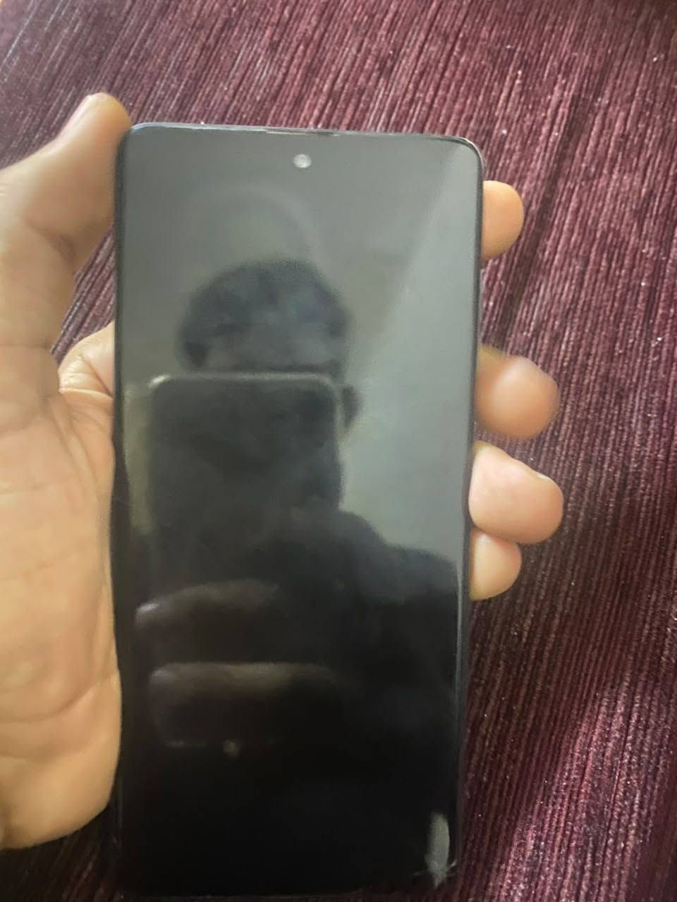 السلام عليكم
جهاز سامسونج A71 
ذاكره 128
شاشه اصليه بطاريه اصلي مال شركه 
جهاز ما مبدل بيه شي 
عنوان بغداد حي الرساله 
الرقم ***********
سعر 120 وبيه مجال
