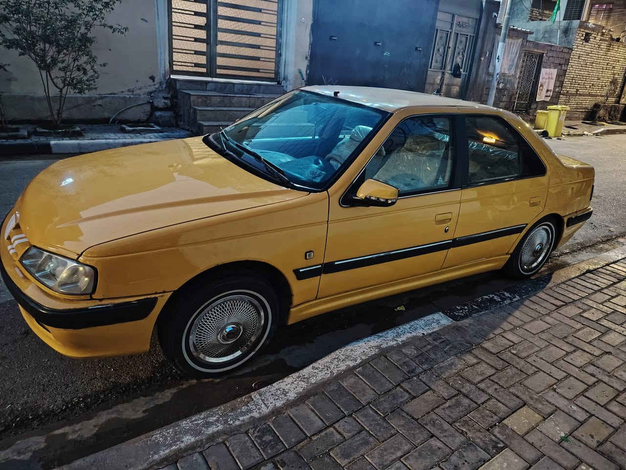 السلا م عليكم ورحمة الله وبركاته
بيجو 2018

مصفره هيئه وغرامات والسنوية منتهية نهاية 24

السيارة اقصاد وراعيه موجود يسدد استقطاع مباشر  باقي كم شهر وتخلص 

معمره بس دواير خلفية السيارة كفاله 

ما عدا طخه بالباب الي بظهر السائق ما مسوي

السعر 50
البصرة / القبلة 
***********
