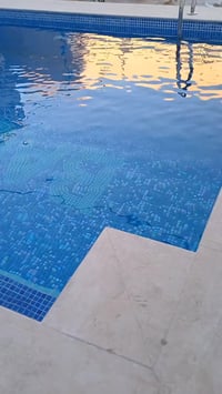 حوّل أرضك إلى مكان للراحة والرفاهية 🏡💧 مع مكتب النجاح، نحقق لك حلم الم...