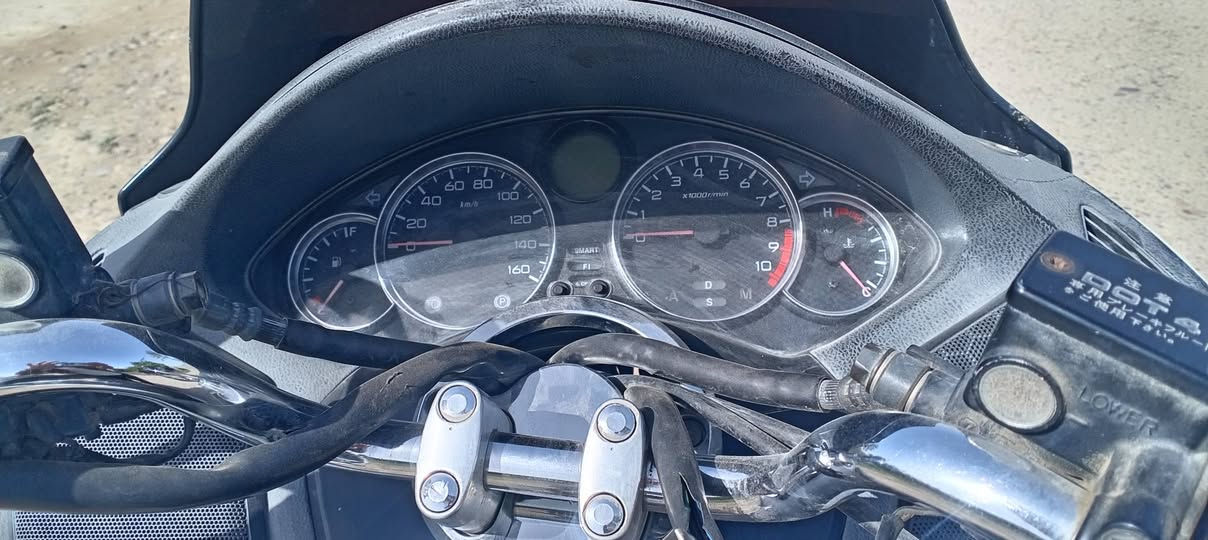 سلام عليكم ورحمة الله وبركاته للبيع موطور فورزه 8/0  شغل بصمه
كهربائيات كله شغاله مابي شي الايت عالي ناصي اشاير يمنه يسره
السعر 850 وبي مجال متواجد عل واتساب و عل خط
***********
***********
