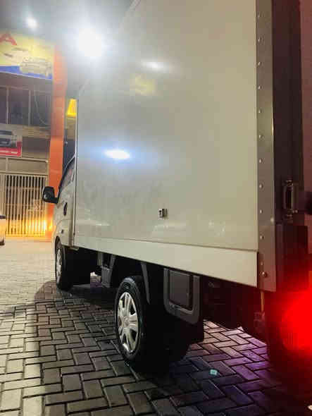 السلام عليكم كيا براد ٢٠٢٥دبل كمبريسر اوتماتيك دخول جديد سيارة فول وربع مواصفات مزوعه مكانه بغداد اتصل ***********سعره ٣٠٥ 
مواصفاته بصمه كشنات حار بارد استيرن حراري دبل كامرة شاشه تحديد مسار رادار كفاله عامة من كلشي
