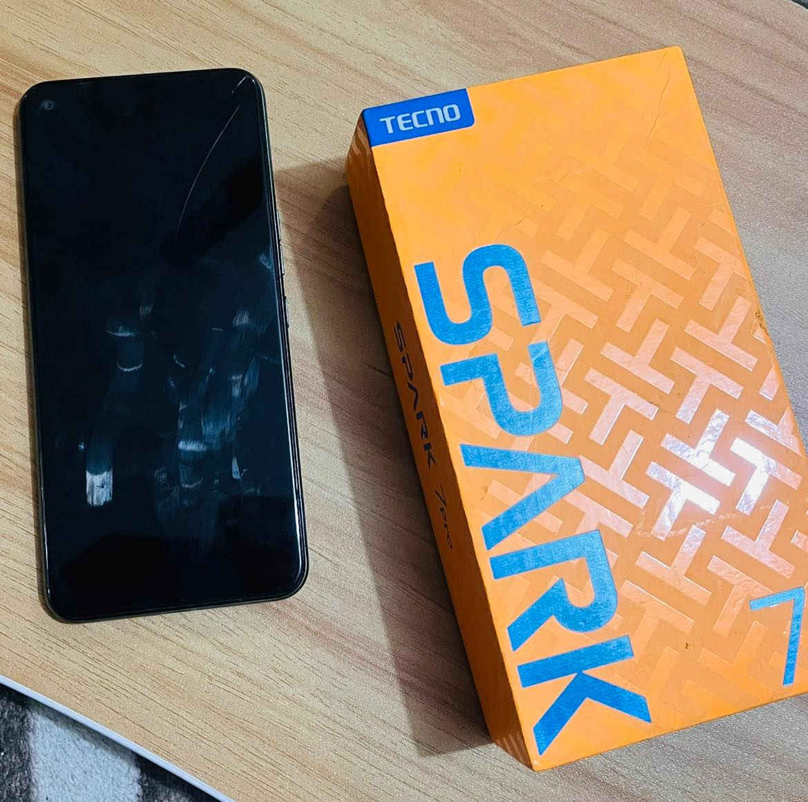 السلام عليكم جهاز TECNO SPARK 7 Pro
ذاكره 128
مبدل بطاريه و ايسي 
وبي فطر بل شاشه  
سعر 75  وبي مجال 
رقمي ***********
موجود واتساب
