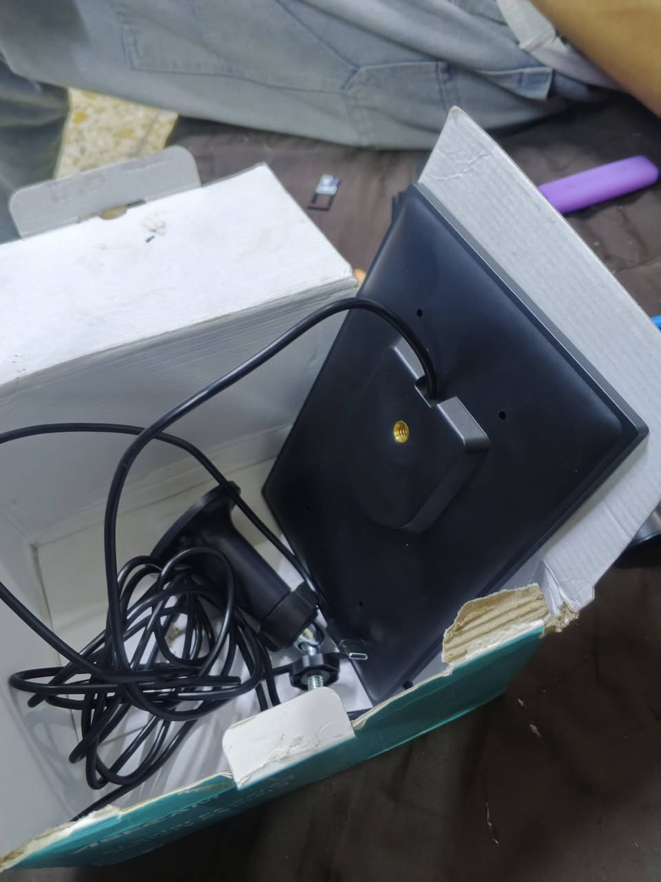 كاميرا مراقبه تستغل على الطاقه الشمسيه كلش راقيه تتكنك على الموبايل وينظاف الها رام لحد 1 تيرا سعرها 20 وبيها مجال بغداد قريب على فلكه 83 مال الطالبيه
***********
