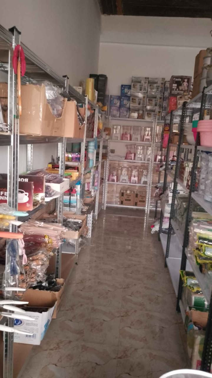 السلام عليكم اخواني فتحت محل حاجه الف فما فوق محضرات طعام طاحونات قواري اصلي جداري كلشي وكلاشي عنواني الرمادي شارع الملعب قرب مول السرهيد بصف الجم للرشاقه ولي يحب يزورنا هذا رقم هاتفي بي كل البرامج التواصل الاجتماعي *********** حديثة, الأنبار
