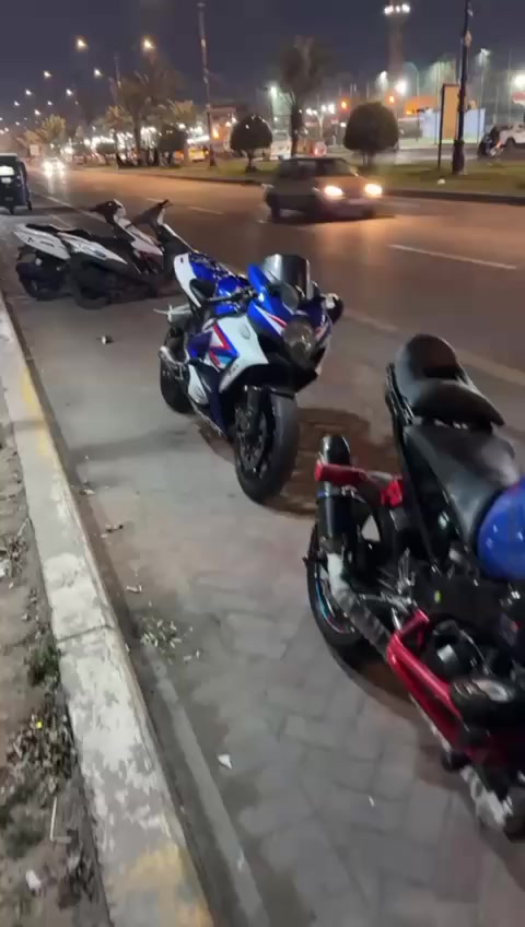 السلام عليكم كاوسكي 2004دراجه خير من الله بأي وكت انكر وطلع خرسهه مبدل بيها بس كازكيت فقط تعال وفحص مكاني حي أور بغداد رقمي *********** سعرها ١٨ 💞
