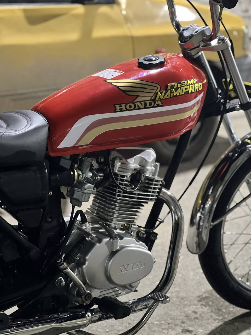 سلام عليكم نامه امتياز للبيع
نظافتهه شوفت عينك الدراجة ما ناقصهه شي 
(كلك)
475 وبيه مجال  رقمي 
  راسلني فقط مراسلة ما متواجد عل خط
0774 032 0100
