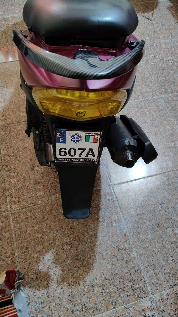 السلام عليكم 
ماكس عدله تعمير من الصفر 
+ مكينه حاويه 
دراجه نقصهه بريك امامي و واير كيلومتر 
*********** شراي خابرني لو تراسلني فيس
