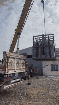 بسم الله الرحمن الرحيم 

﴿اللَّهُ لَطِيفٌ بِعِبَادِهِ يَرْزُقُ مَن يَشَاءُ ۖ وَهُوَ الْقَوِيُّ الْعَزِيزُ 
صدق الله العظيم 
اللهم صلي على محمد وال محمد 
تم افتتاح مخزن الرحمن 
لتجارة الزجاج والمرايا والمعاجين 
العنوان / الصويرة قرب معارض السيارات 
جملة 
***********
