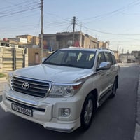 للبيع لاندگروز  مديل 2014 بريم اصل 8 إرباك كشنات جلد    مكينه 6 سلندر ...