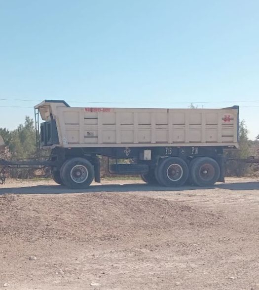 للبيع عربانة نظيفة كاملة كبل للشقل تخم تاير ***********..... ***********
