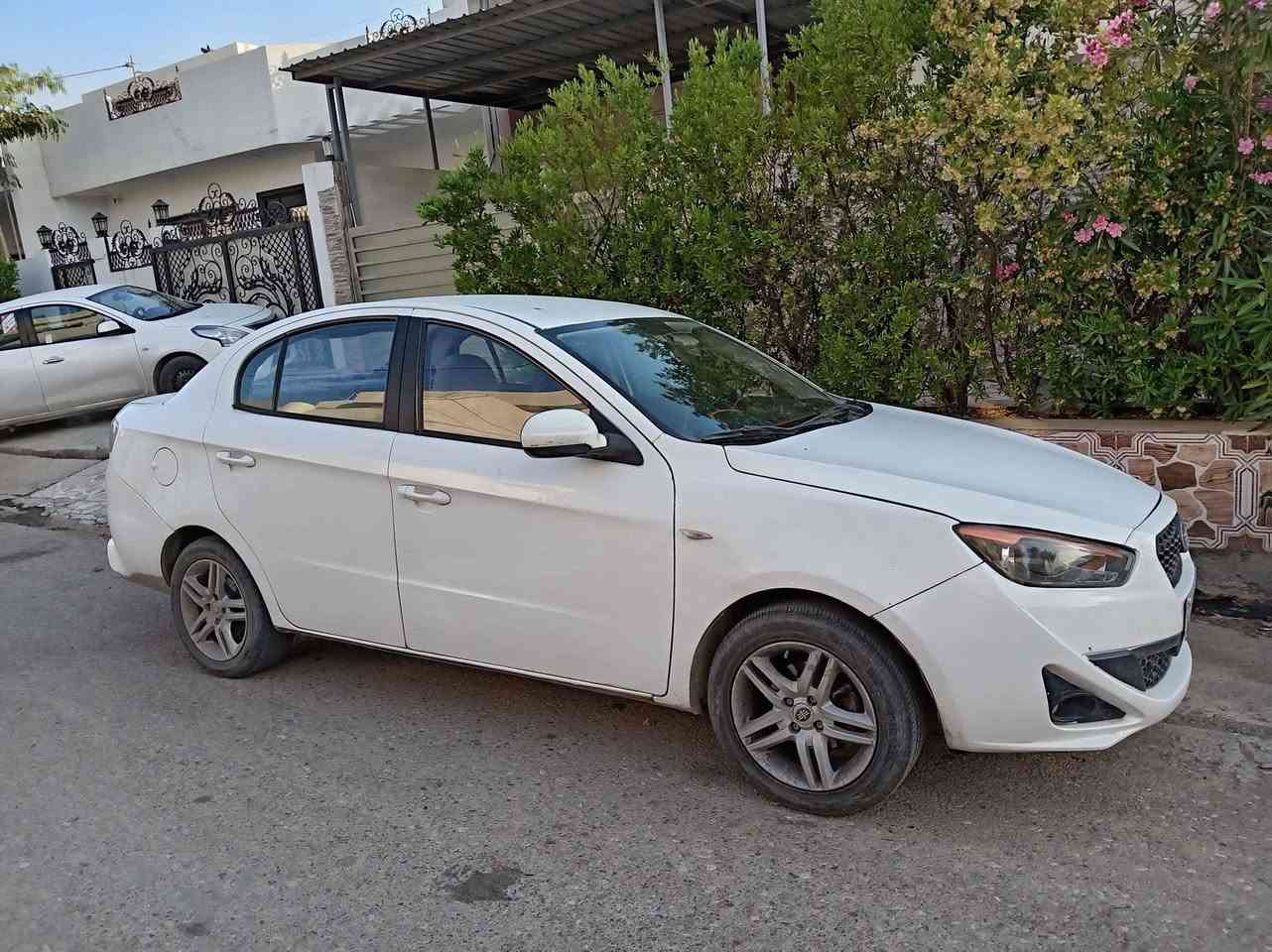 سیارە فاو للبیع 2014 گیر م
ومحرک بالشرط والتبرید وشاشە السعر 55 ومجال قلیل فی کرکوک اتصال بالارقام
***********
*********** كركوك, العراق

