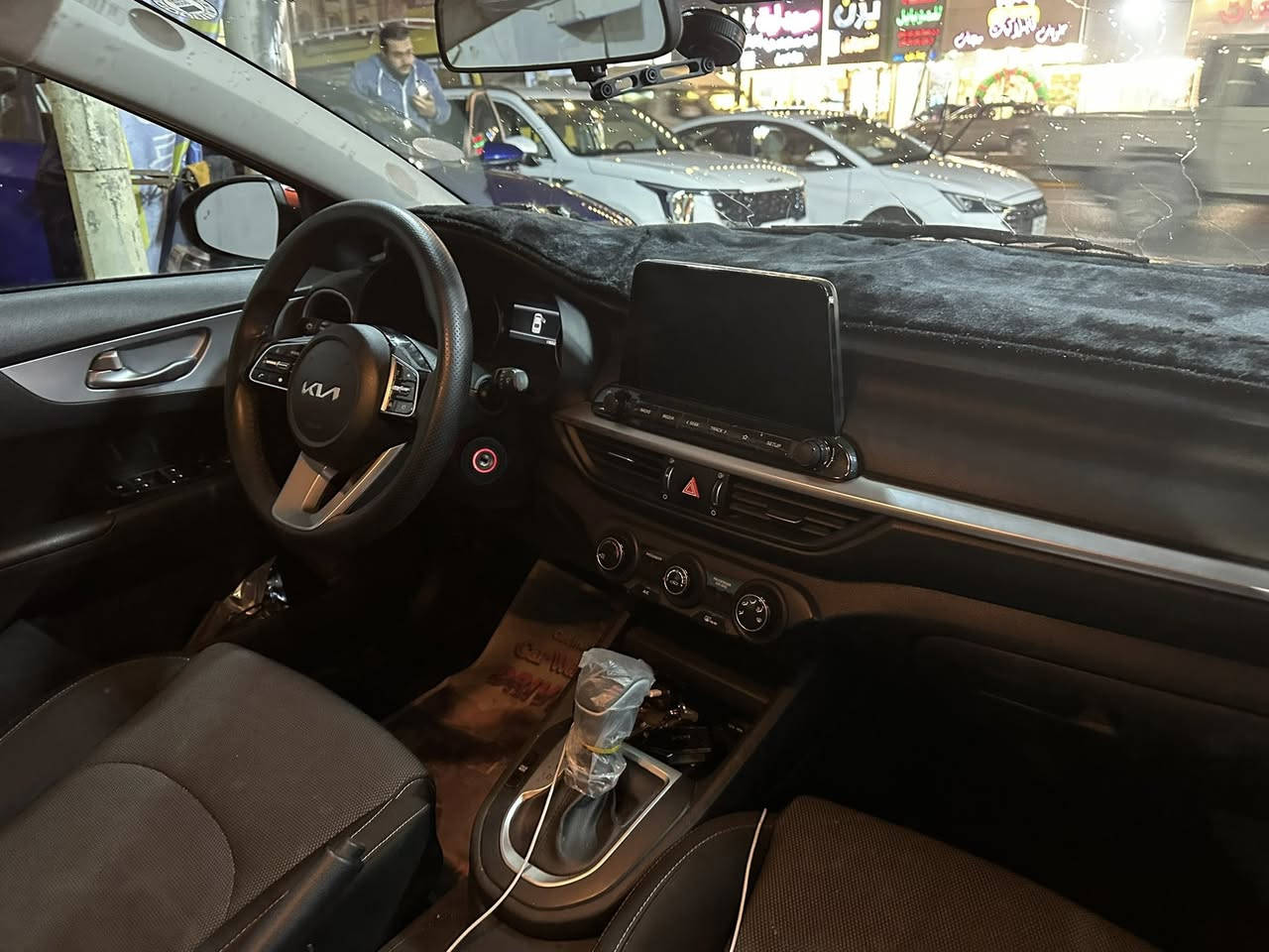 السلام عليكم
كيا فورتي موديل 23 رقم اربيل ماشية 25 الف للبيع 
المزاد والسونار مرفق بالمنشور 
مكان السيارة بغداد / حي اور
للاستفسار ***********
السعر 162 وبي مجال قليل
