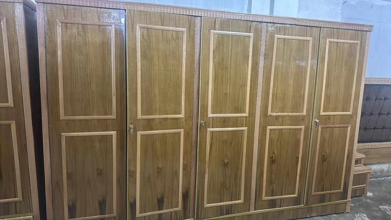 غرفه نوم جديده غير مستعمله 

خشب عراق الصبح حراري موديل حديد السعر 900 الف 

مكان موصل الطلب والستفسار التواصل على الخاص 
يتوفر توصيل


**إذا كنت صاحب هذا الإعلان وتريد حذفه لأي سبب، رجاءا أرسل رسالة إلى الدعم الفني**