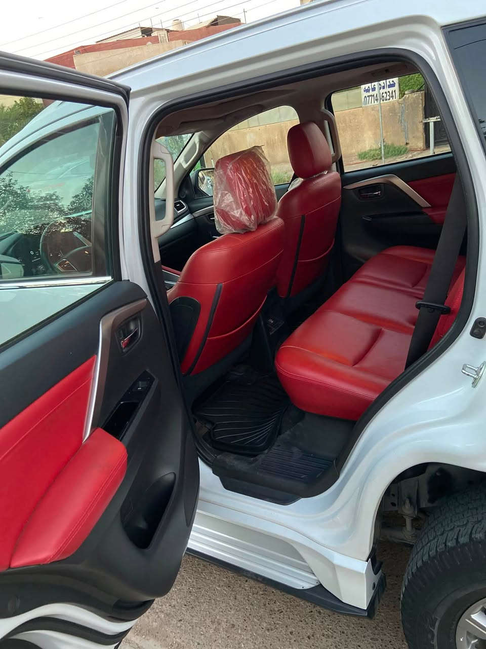 *موديل 2020
*ماشيه 24 كم

*محرك 6 سلندر

*حجم المحرك: 3000cc

*بصمة تشغيل وابواب

*مري شفط مع اشاره بالمري

*لايت نهاري LED

*لايت امامي +بلاجكتور زينون

*حساسات امامي خلفي

*شاشة كبيرة امامية وكاميرا

*دبل اكس فور ويل درايف

*كشنات جلد احمر 

*ويل كب 18

*هاند بريك كهربائي

*نظام اوتو هولد

*نظام مساعدة على نزول المنحدرات

*ماوس تحكم بالدفع الرباعي

*تبريد مركزي 3 قطع

*7 راكب

*كير شفتات للقيادة الرياضية

*فتحة سلايد

*كير 8 نمر 

*منافذ كهربائية 220 فولط

*شاشة ابل كار بلي

🔴السعر  21ونص دولار 

📍بغداد حي الجهاد الاطباء
 
***********
