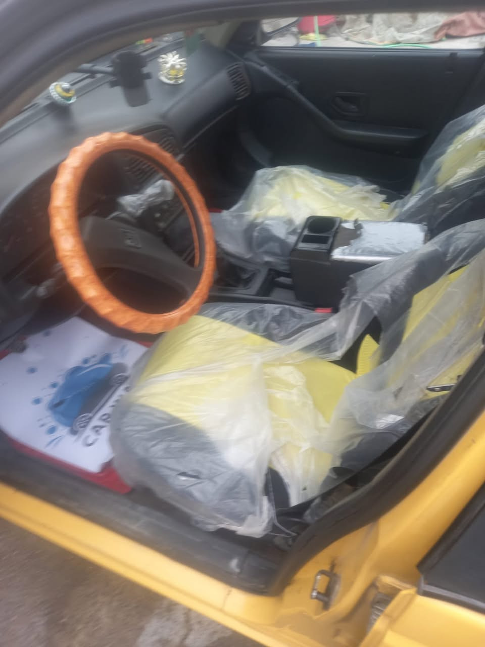 السلام عليكم بيجو روه2008بسمي كفاله من الصبغ ول ضربه رقم النكليزي تخم تاير مصفره من الغرمات ولهيئه بس بيه خيط تبخير كلش بصيط العنواي بغداد حي العدل *********** السعر 28
