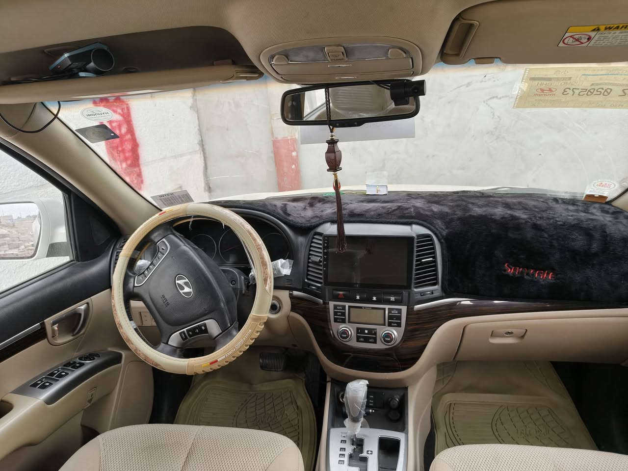 سلام عليكم سنتافياا موديل 12رقم بصره نكليزي مشروع وطني بسمي سنويه لغاية 30 محرك 4سلندر مرايات شفط فول مواصفات بصمه مسجل شاشه 4ويل كب كروم فتحه سقف كشنات كهربائية 7راكب سياره موجوده بل عماره سعر خاص ***********
