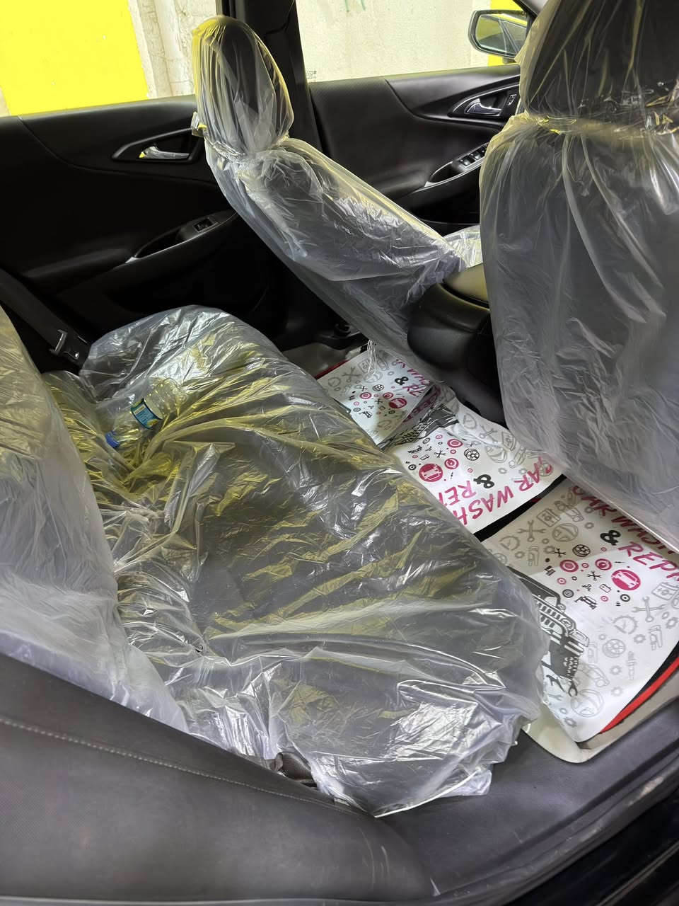 شيفرولية ماليبو موديل 2021 فول مواصفات
#الضرر : جاملغ امامي ايسر مع البنيد وفتح باب السائق 

#الرقم : بغداد وكالةعامه )

#الكفالة : نكفل السيارة من الغرق  

#المواصفات :

▪️السيارة : شوفرليت ماليبو rs 

▪️الموديل : 2021

▪️المحرك : 1500 توربو (اربعة سلندر)

▪️حجم الويل: ويل كب حجم 18 اصل مع طقم تايرات بحالة ممتازة

▪️غرفة السيارة : كشنات السيارة مخمل اسود

▪️رادار امامي مانع تصادم

▪️رادار جانبي ( نقاط عمياء ) بالمرايا الجانبية

▪️حساس خلفي اصل

▪️حساسات ورادارات الانحراف عن المسار

▪️لايتات اصفر اصل عالي وناصي مع كشافات دعامية LED

▪️شاشة الدشبول حجم كبير (ايباد) للتحكم بايعازات السيارة

▪️تحكم فول كهرباء لكرسي السائق

▪️بصمات عدد 1 للابواب مع بصمة جنطة وبصمة تشغيل وتشغيل عن بعد 

▪️تدفئة لكشنات المقدمة

▪️سستم صوت

▪️تحكم ستيرن جهتين بلوتوث وحاكية وكروس سرعة وتحكم صوت 

▪️نظام ABS

الاتصال على : ***********
