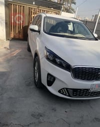 ٤ سلندر • ٧ راكب • امريكي