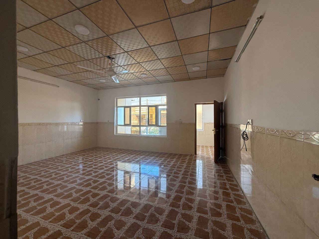 #عقارات_حبيب_علي 
🔸سند طابو يتسجل بإسم اي عراقي
📍أربيل-بيت للبيع 5حساروك قرب شارع120M سوك سامان شيخاني
➖مساحة 125M طابقين 
يتكون⤵️
➖3غرف نوم 
➖صاله-مطبخ-مجموعه صحيات-كراج
***********
***********
لمشاهدة الفيديو والسعر والباقي من العروضات ادخل للقناة رابط القناة👇
https://t.me/habeb2ali
#عقارات_اربيل #شقق_للبيع_اربيل #بيو_لبيع_اربيل  #فلل_للبيع_اربيل #مجمعات_سكنية_اربيل
 #عقارات_كردستان  
#استثمار_عقاري_اربيل #عقارات_بغداد_سليمانية_اربيل  #عقارات_شمال_العراق  

7 دفتر 50 ورقه
