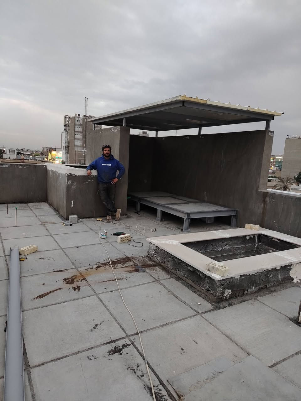 ابو قمر الحداد ***********
