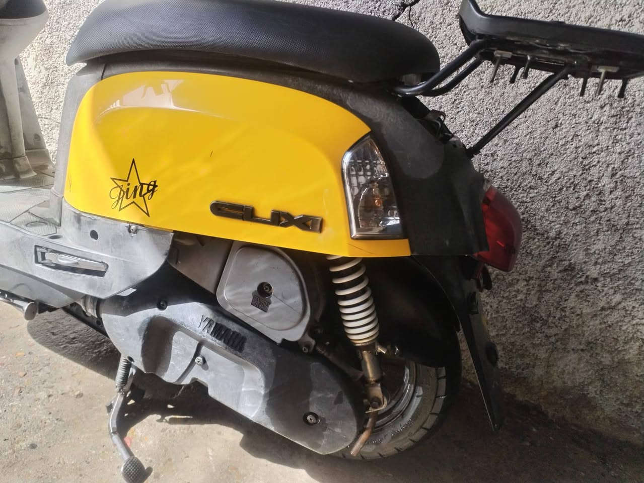 السلام عليكم دراجه بوليس لبيع
لون ليموني دراجه مكفوله على ووظع الرمبه
دراجه نوزل
كفرات بلادي
العنوان البياع الرافدين 
رقم الهاتف *********** واتساب فقط
السعر خاص
