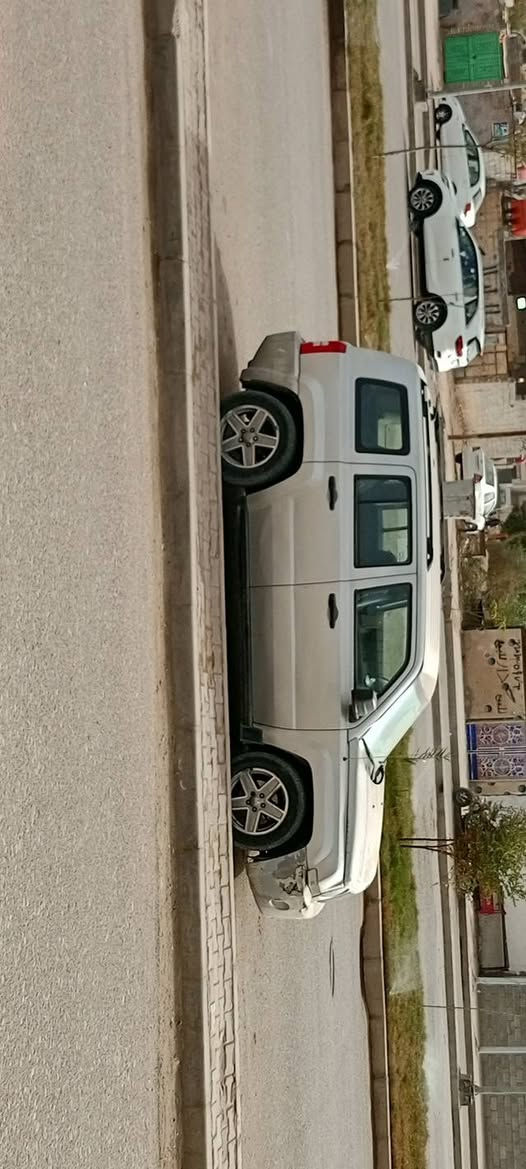 السلام عليكم
للبيع جيب باتريوت موديل 2008 
مصبوغ حزام مكينة وكير مكفولات
كهربائيات كله شغاله
حداديه 80%
تبريد تدفئه شغال
تايرات جديد 
السيارة رقم انكليزي باسمي 
اي مكان التحويل
مكان السيارة ميسان 
السعر 75 بيه مجال
الاتصال على الرقم ***********
