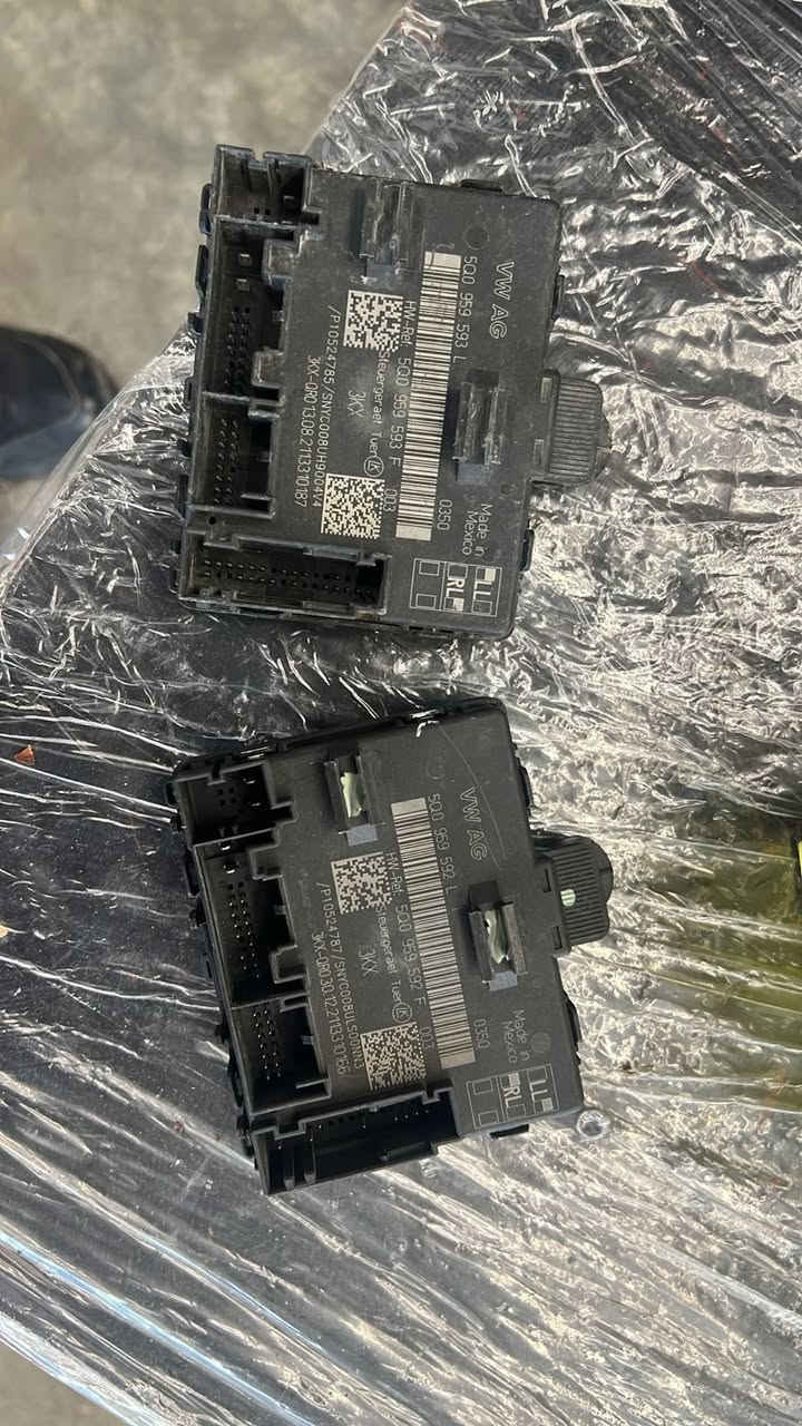 محل سرمد
بيع قطع غيار فولكس واكن
اطلس 
جيتا 
تيكوان
باسات 
كولف
تاوس
***********
