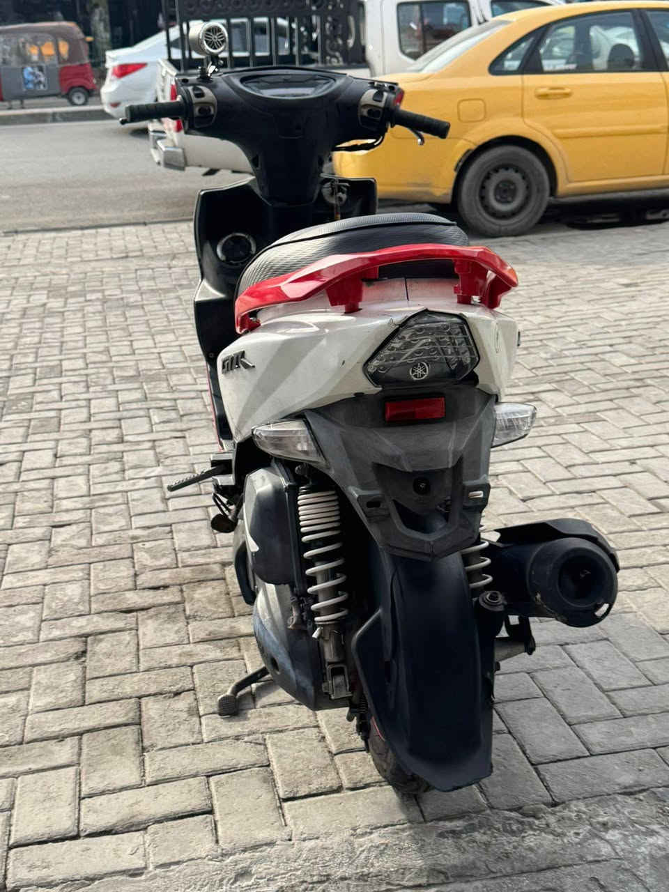 سلام عليكم دراجه جيتي ار الدراجه خير من الله الدراجه ما مفتوحه كهرابيات كله شغلاه مكاني بغداد شهداء اوراق بيه مرايات مال رمبه بيهه البياع السعر خاص وهاذه رقمي ***********
