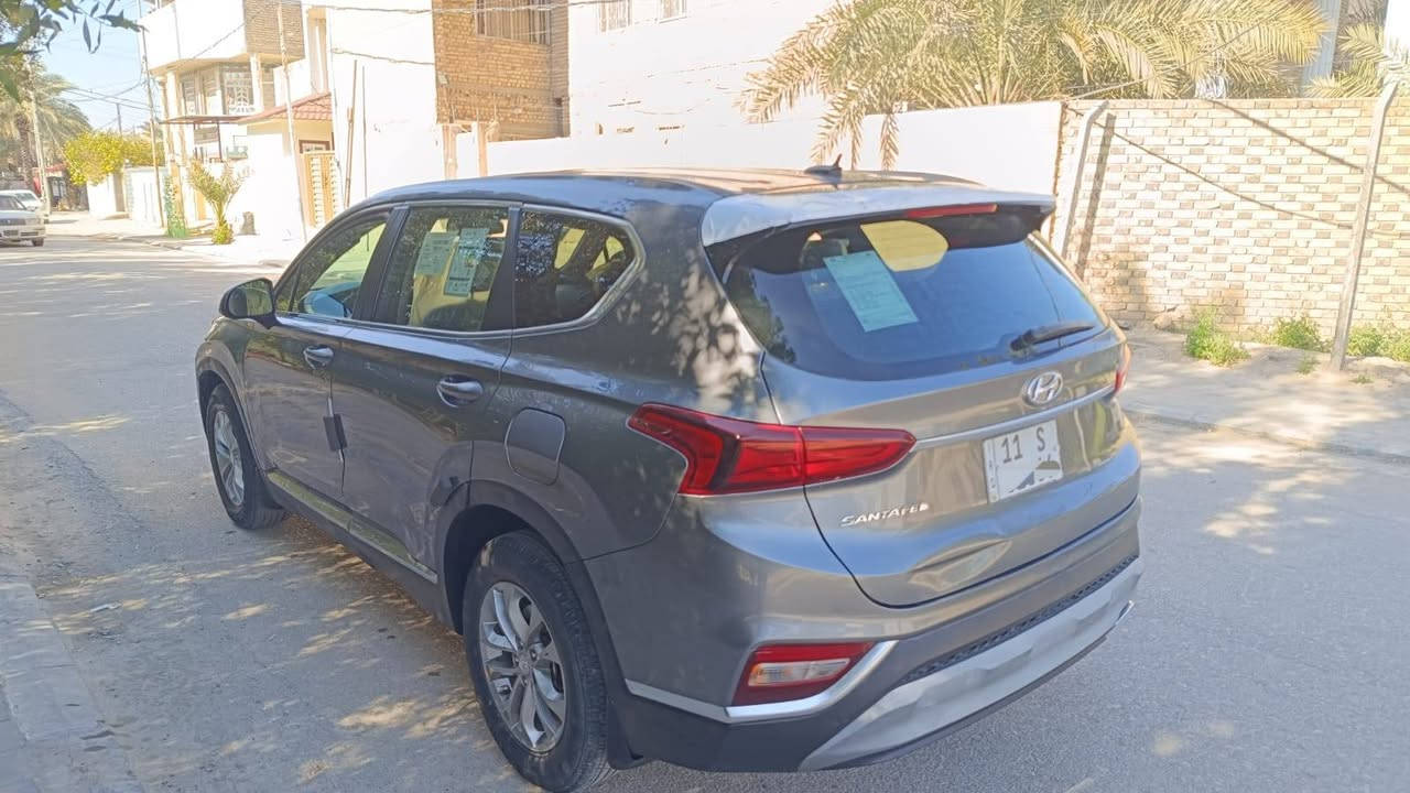 سنتافي موديل 19 ضرر تكمه البنص مبدله وبيه 4 قطع صبغ صور الحادث منشور وياها بيع أو  مراوس مكانه بغداد سبع البور وتوصل ع هذا رقم *********** بي واتساب
