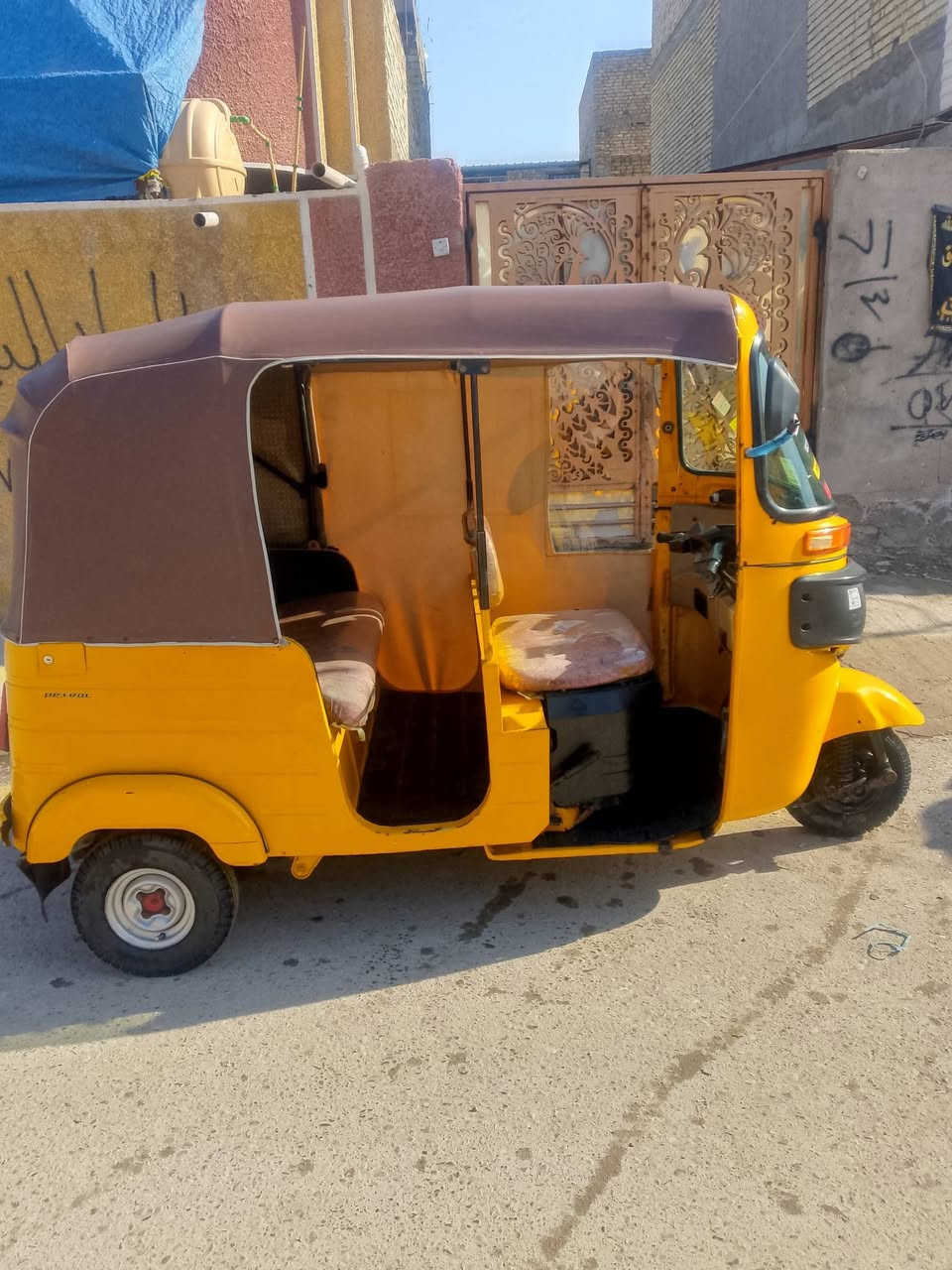 سلام عليكم تكتك 19 شهر 12 يوم 30
رقم وسنوية 
مكينة خير من الله لا تنقيص ولا تبخير 
كهربائيات شغالة تخم تاير كبل لشارع 
مكاني بغداد مدينة الصدر منطقة الدسيم 
***********
