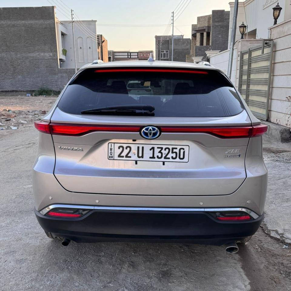 للبيع للبيع تويوتا فينزا 2022
رقم اربيل لون ذهبي 
فئه XLE فول عدى الفتحه 
ماشيه 78 الف كم 
السياره بدون شاصي ودواخل 
كشن جلد 
تدفئه بالكشن 
لايت زنون 
قطعتين صبغ جاملغ مبدل ومصبوغ باب عكس السايق مصبوغ فقط 
جنطه كهرباء 
تحديد مسار 
تحكم ستيرن 
قطعتين تبريد 
تشغليل عن بعد 
صور الحادث مرفقه 
تحويل مباشر 
مكان السياره بغداد العامرية 
رقم صاحب السياره 
***********
