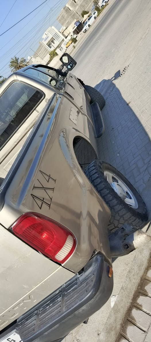 فورد سوبر ديوتي F350
مكينه كاز سوبر  الكهربائيات كلها شغاله 

الـ 4×4 شغال دبل خفيف و الثكيل  شغالات 

كلشي بيها كامل 

بس تنته تحتاج تبديل 

السعر / 85 ورقه وبيها مجال . 

السنويه بسمي + هزه و براد جديد + تحويل مباشر 

للاستفسار واتساب / ‏‪***********‬‏
